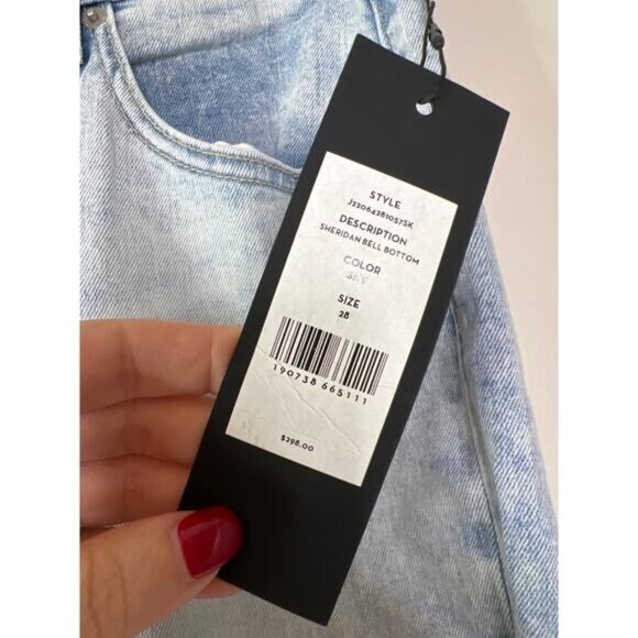 NWT Veronica Bread Sheridan Bell Bottom Flared High-Rise Denim Jeans Sky Size 28 - Picture 6 of 10